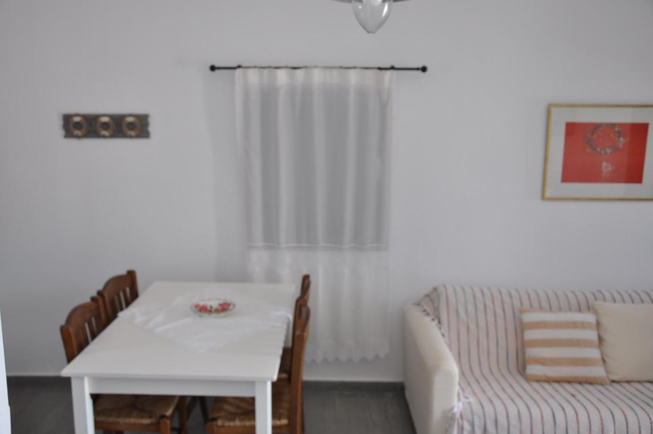 Vegera Beach House, Donoussa Esterno foto