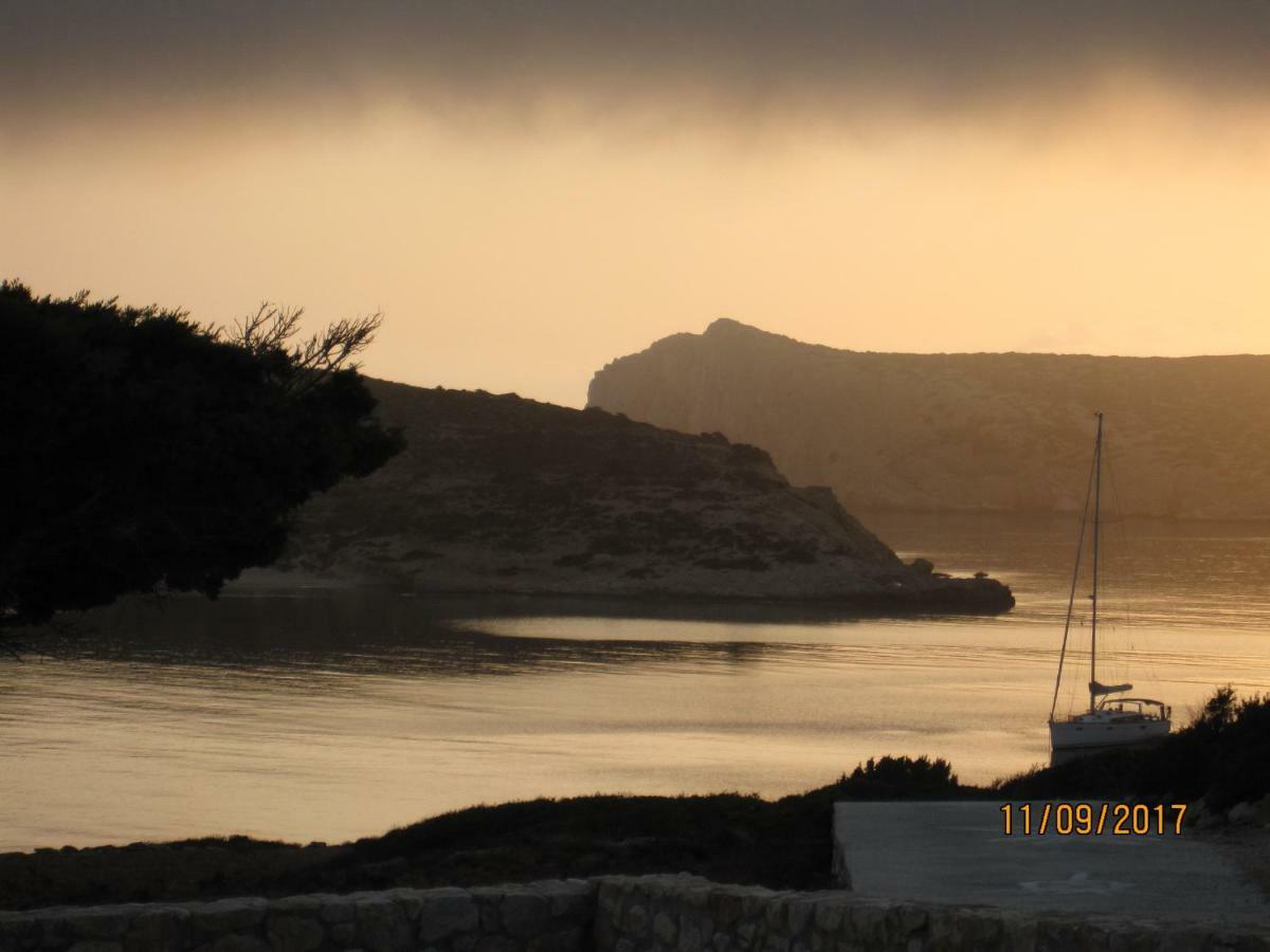 Vegera Beach House, Donoussa Esterno foto